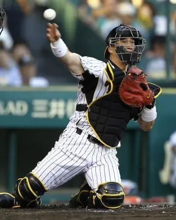 【野球】2003年城島健司の成績がヤバすぎる！ .330 34本119打点 ops.993 シーズン、日本シリーズ通してフルイニング出場