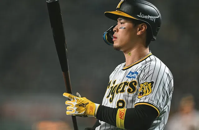 【野球】佐藤輝明選手、契約してないから阪神スーツを着れずホテルも別!?