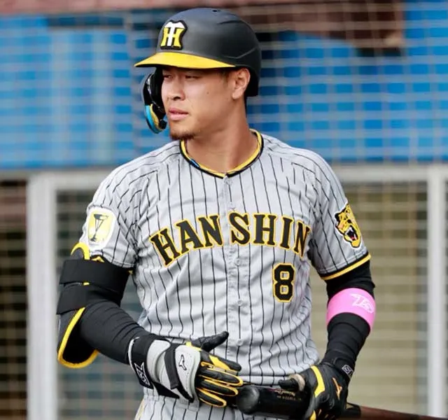 【野球】佐藤輝、長いトンネルを抜けた！阪神の同点打でチームに勇気を与える