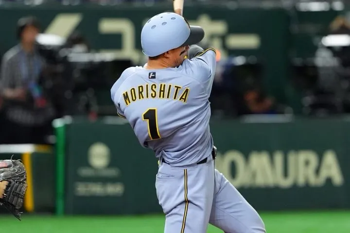 【朗報】阪神が連勝で首位奪取や！森下ホームランで最高やん！