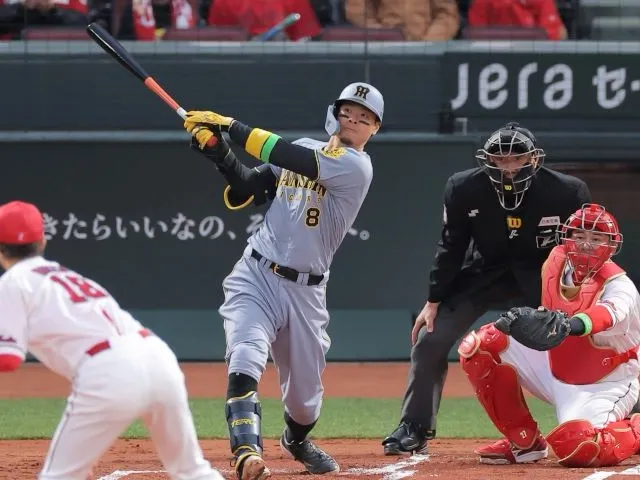 【野球】佐藤輝明、村上頌樹への借りを返す！先制2ランで注目の活躍