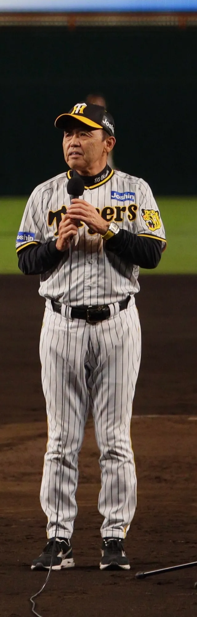 【野球】阪神岡田彰布顧問が始球式を欠席！？