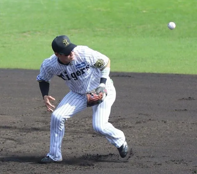 【野球】阪神の拙守が招いた悲劇！木浪の失策！？